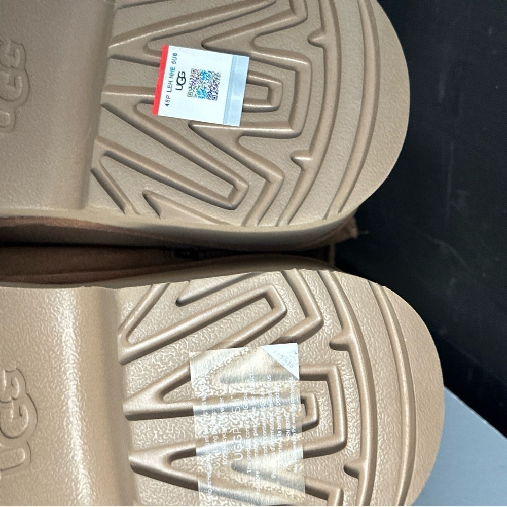 UGG Womens Classic Twin Seam Heights Chestnut Platform Boots 1158313 Size 12 New - Picture 14 of 16